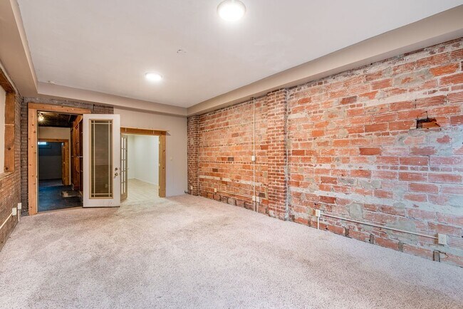 Building Photo - 1731 N 4th St