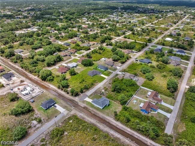 Building Photo - 2605 57th St W