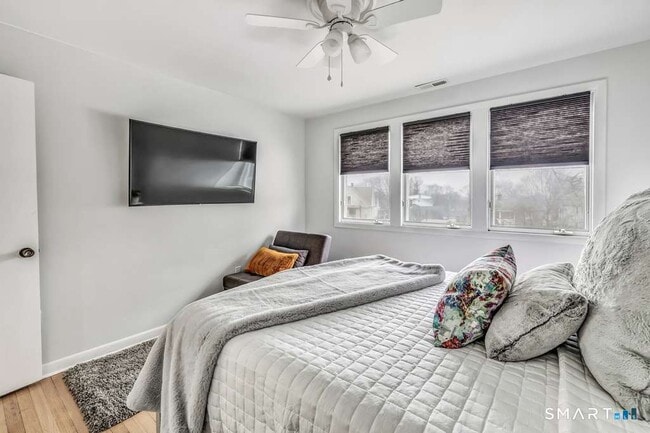 Building Photo - 110 Grenelle St