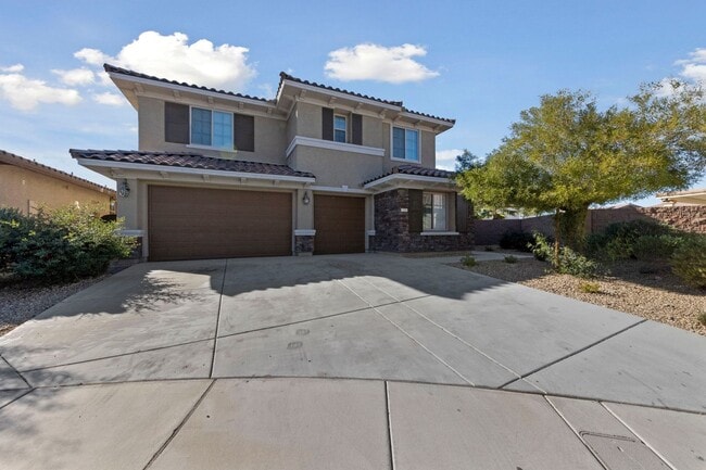 Building Photo - Luxury Living in Henderson's Tuscany: Spacious 4 Bedroom Home with Expansive Yard & More!
