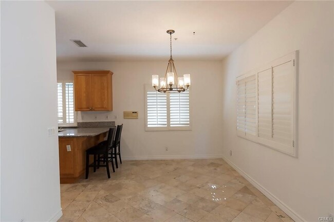 Building Photo - 1928 Ruhland Ave