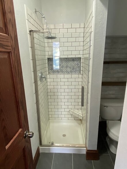 First Floor Bathroom - 339 E Lincoln St