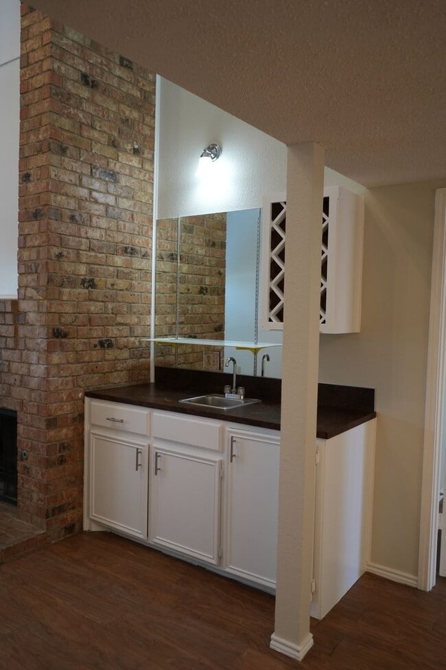 Building Photo - 5803 7th St