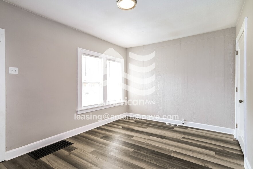 Building Photo - 501 S 20th St