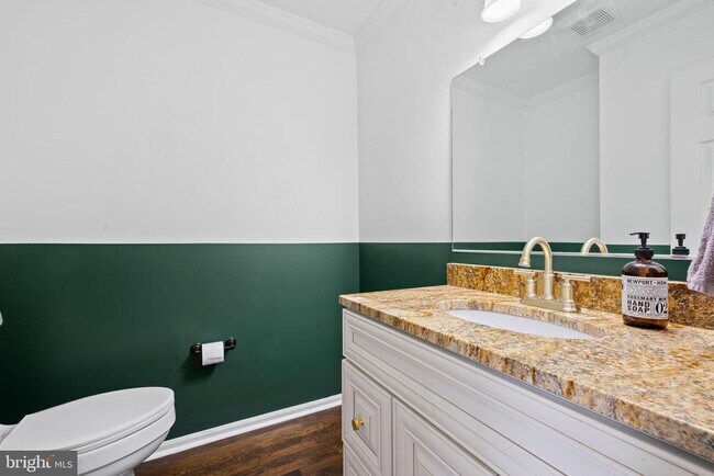 Building Photo - 328 Countryside Ct