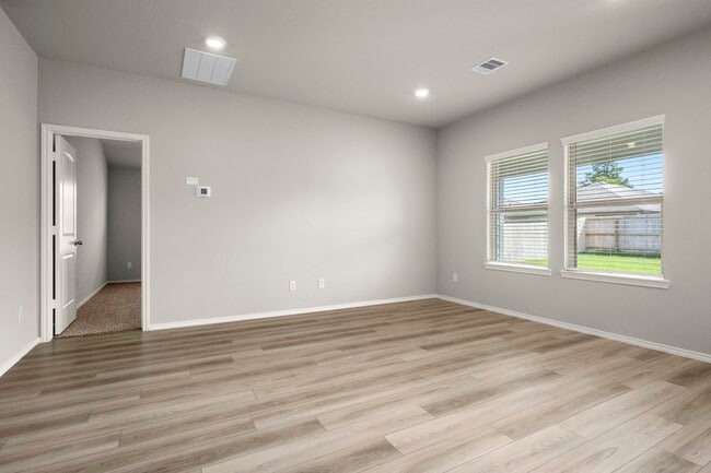 Building Photo - 212 Barton Crk