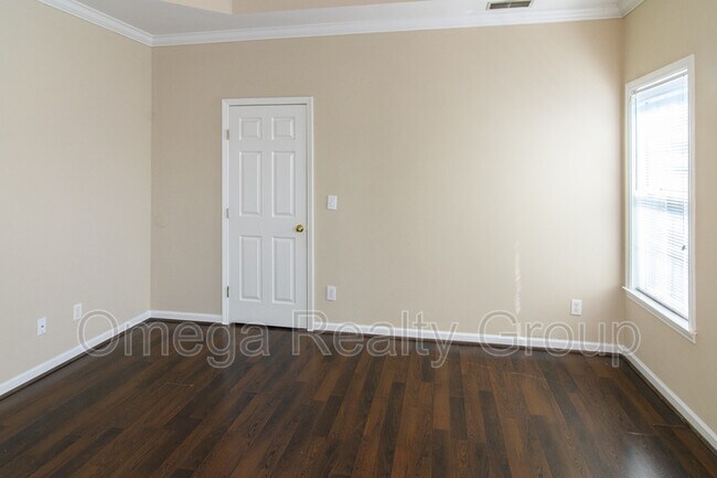 Building Photo - 503 Enclave Cir