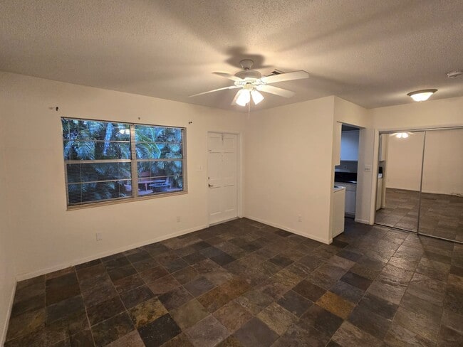 Building Photo - 1500 SW 1st St