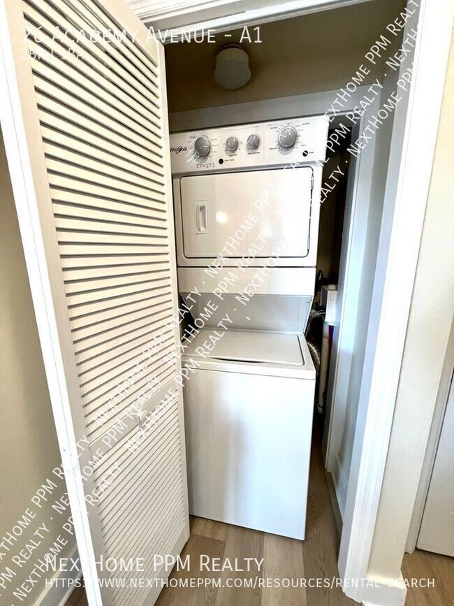 Building Photo - 26 Academy Ave