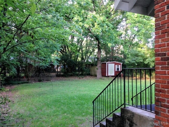 Building Photo - 1458 Watson St