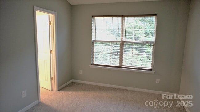 Building Photo - 10930 Kinston Ridge Pl