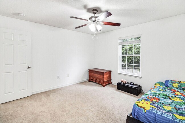 Building Photo - 289 Dahlquist Dr