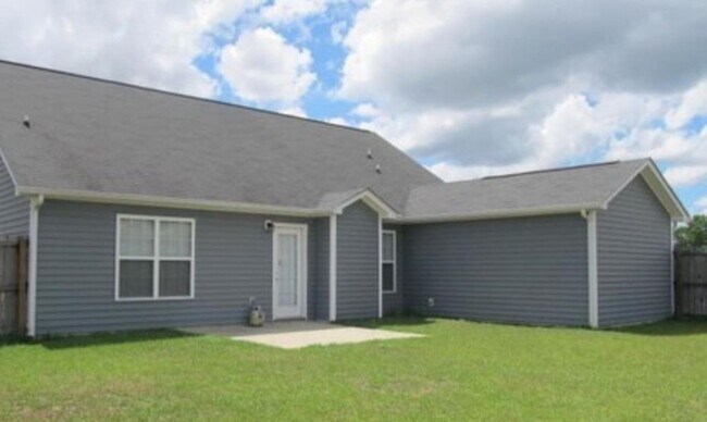 Building Photo - 2631 Green Heron Dr