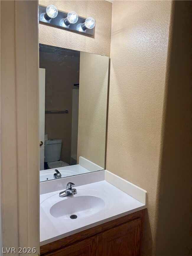 Building Photo - 2065 Scanlon Ferry Ct