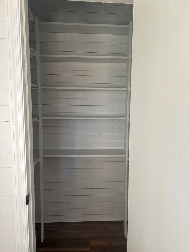 Building Photo - 3 bedroom/2 bath rental in Double Branches Community - $2000 per month - NO water fee; owner main...