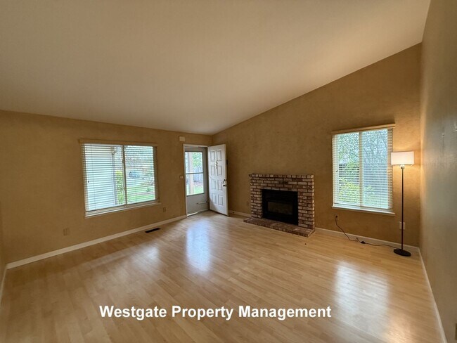 Building Photo - 1613 Perseus Ct