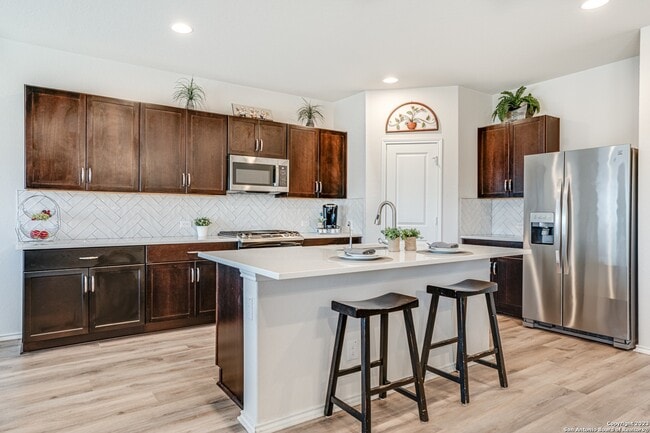 Building Photo - 2946 Wolfcreek