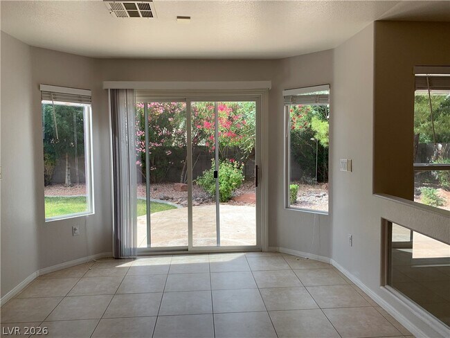 Building Photo - 294 Powerbilt Ave