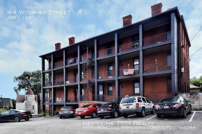 Building Photo - 3 bedroom in Pittsburgh PA 15211
