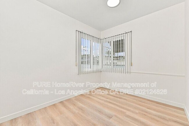 Building Photo - 4427 Murietta Ave