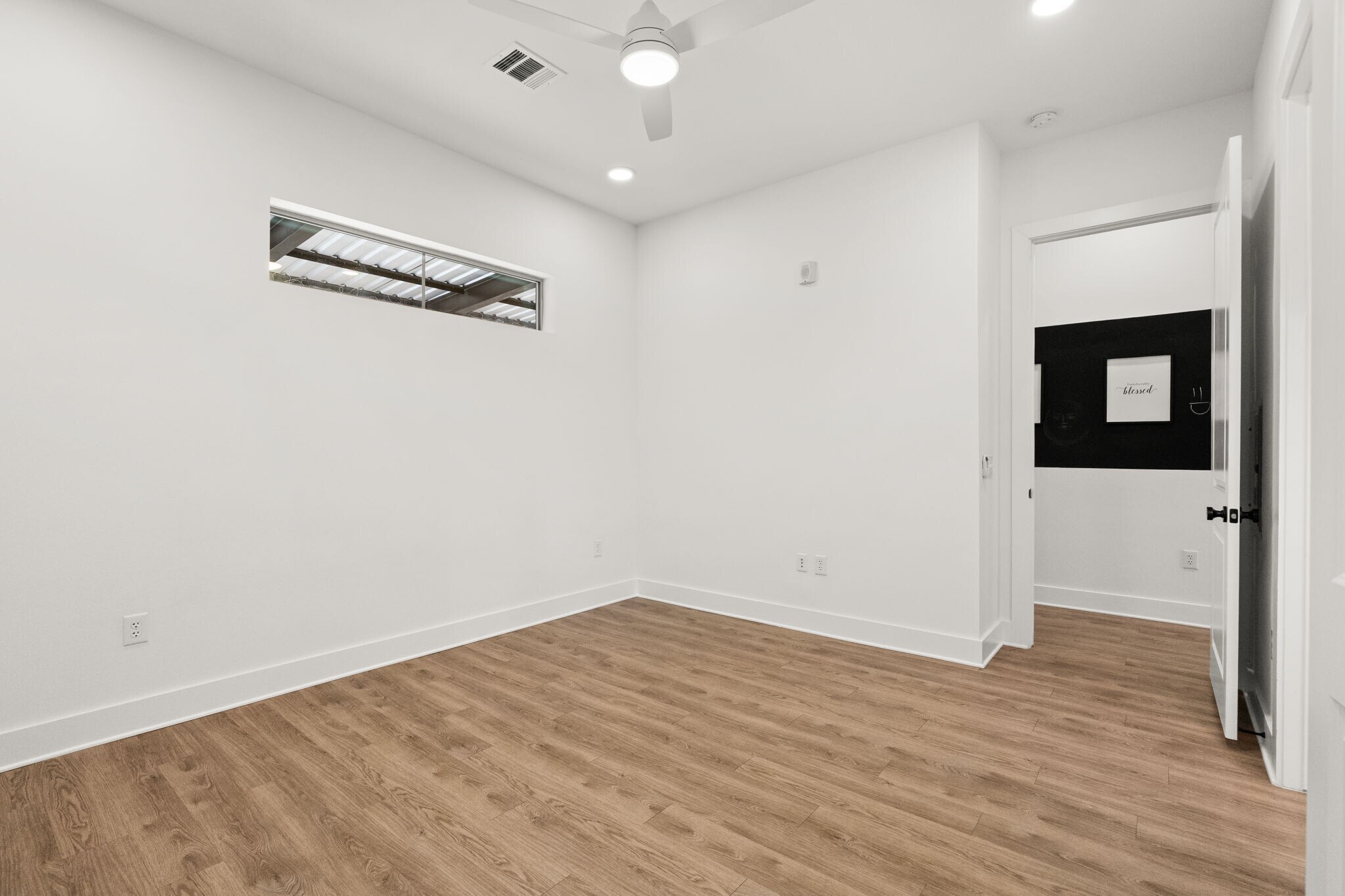 Building Photo - 4704 Sunset Trl