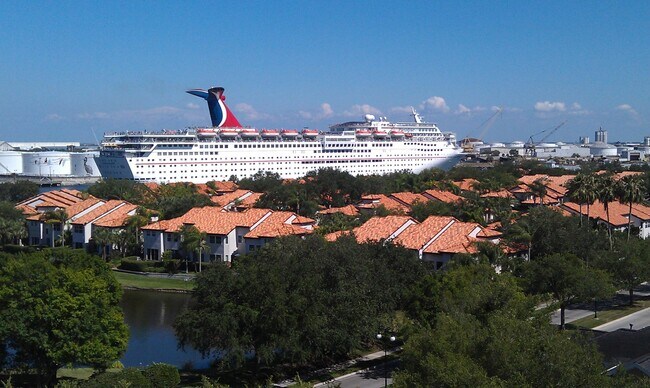 Building Photo - 1002 S Harbour Island Blvd