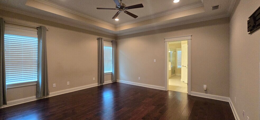 Building Photo - 10937 Warrenton Rd