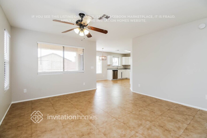 Building Photo - 3543 S Payton