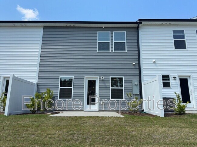 Building Photo - 3219 Bailey Lk Dr