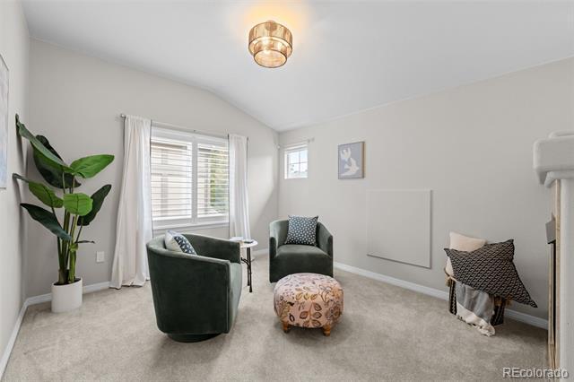 Building Photo - 1723 S Poplar Way