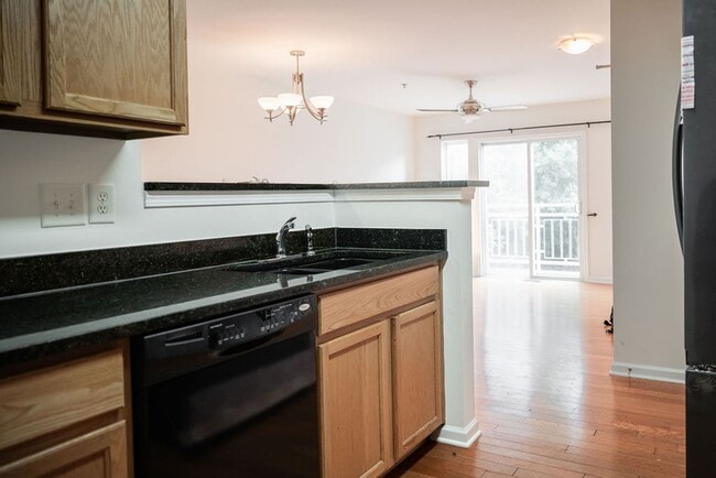 Building Photo - Stylish Condo with Dual Primary Suites and Community Pool
