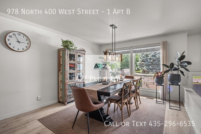 Building Photo - 978 N 400 W St