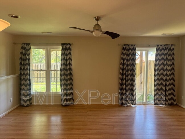 Building Photo - 11303 Golden Eagle Pl