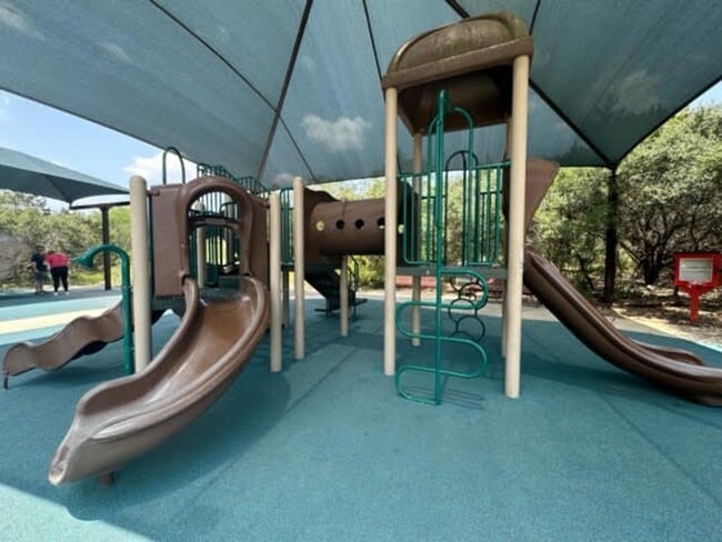 Building Photo - Beautiful home in gated community!!