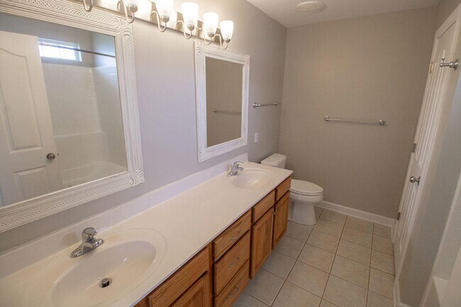 Building Photo - 7106 Stanwood Dr