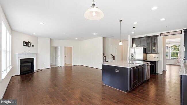Building Photo - 424 Alder Dr