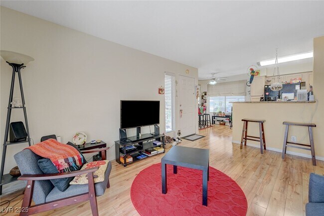 Building Photo - 5196 Mandalay Springs Dr