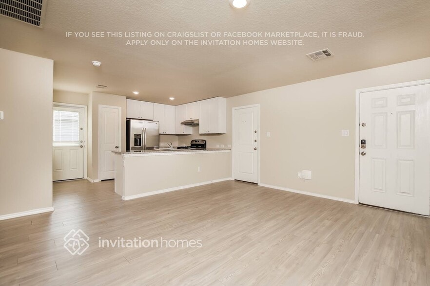 Building Photo - 13715 Bucket Way