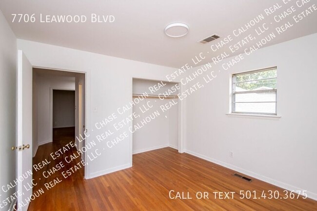 Building Photo - 7706 Leawood Blvd