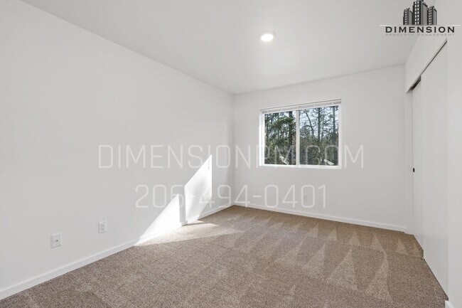 Building Photo - 17517 29th Ave E
