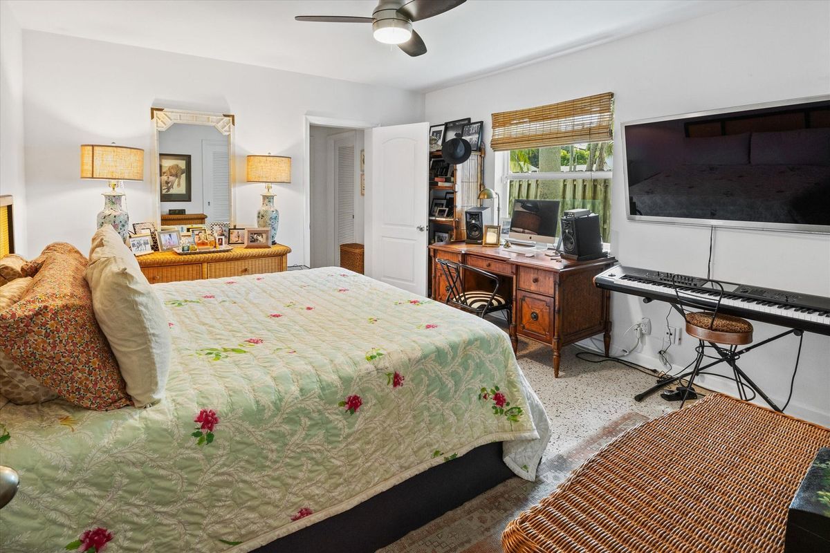 Building Photo - 202 32nd St