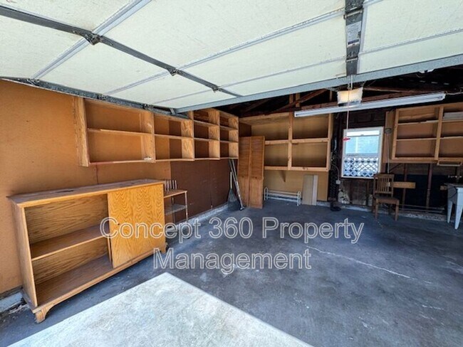 Building Photo - 5228 E Brittain St