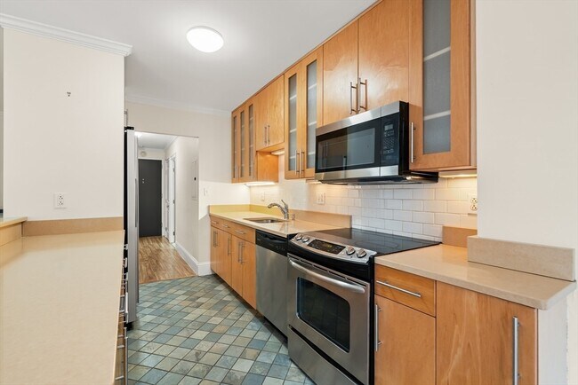 Building Photo - 50 Longwood Ave