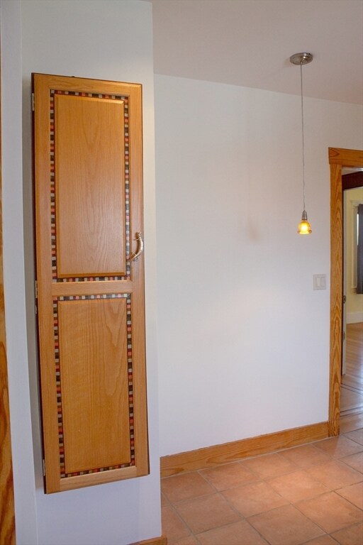 Building Photo - 4-4 Sunset Hill Rd