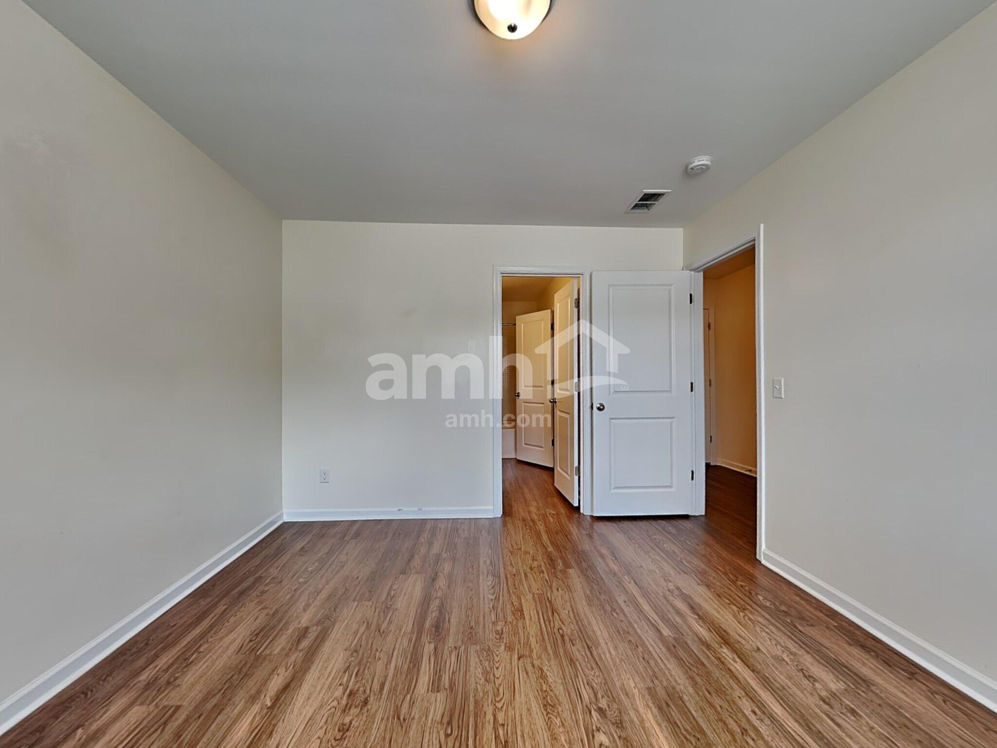Building Photo - 208 Orion Way