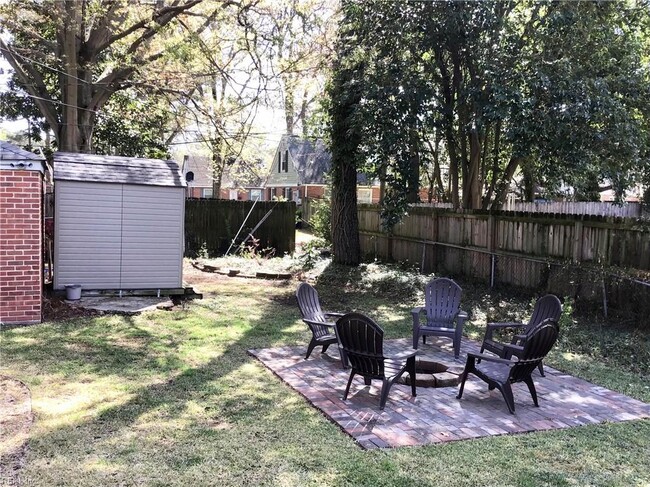 Building Photo - 3557 Gatling Ave