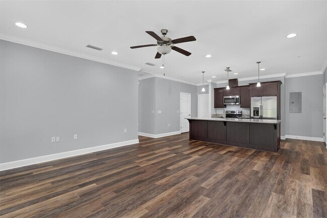 Building Photo - 2839 SW 87th Dr