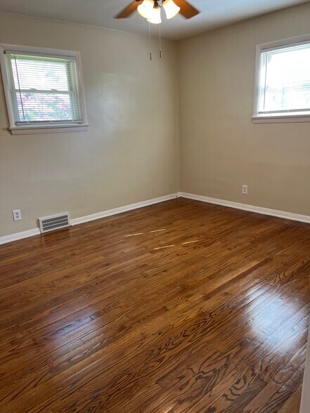 Building Photo - 695 Afton Ave