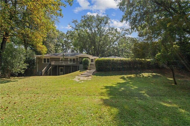 Building Photo - 1271 Moores Mill Rd NW