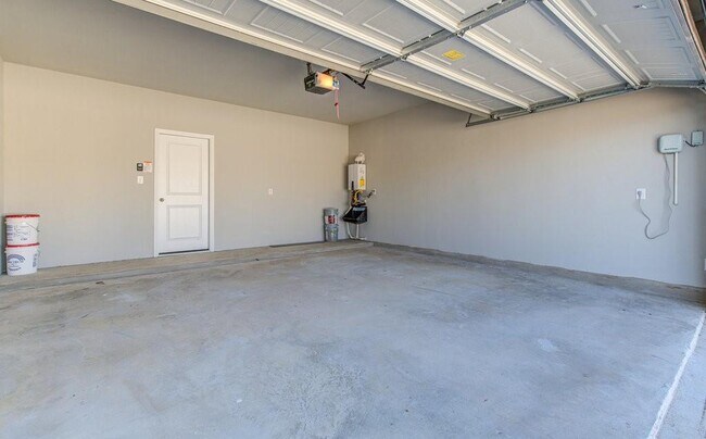 Building Photo - 14513 Heartland Dr